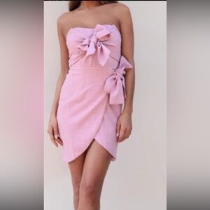Pink bow dress